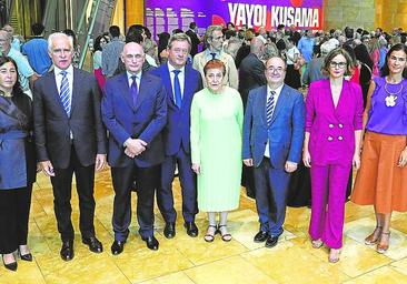 Umumiy hammomdan jinsiy aloqa videosi